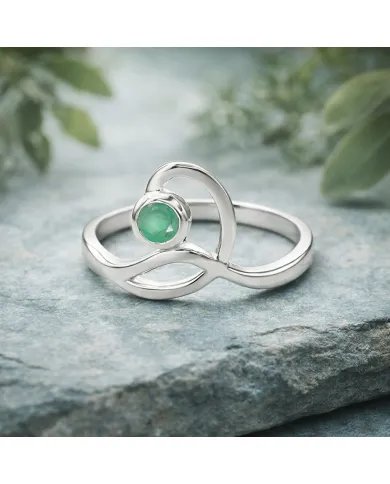 Emerald Gemstone Ring - 925 Sterling Silver Handmade Modern Jewelry