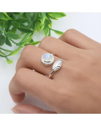 Rainbow Moonstone Leaf Ring - 925 Sterling Silver Nature-Inspired Jewelry