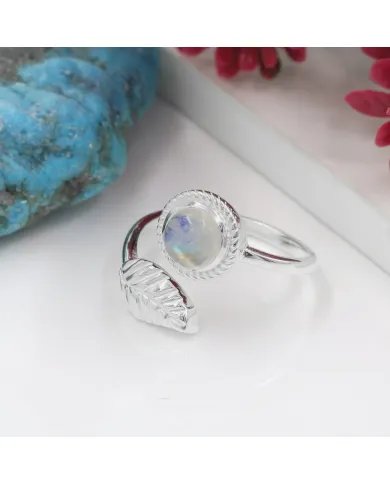 Rainbow Moonstone Leaf Ring - 925 Sterling Silver Nature-Inspired Jewelry