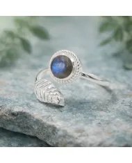 Labradorite Leaf Ring - 925 Sterling Silver Nature-Inspired Jewelry