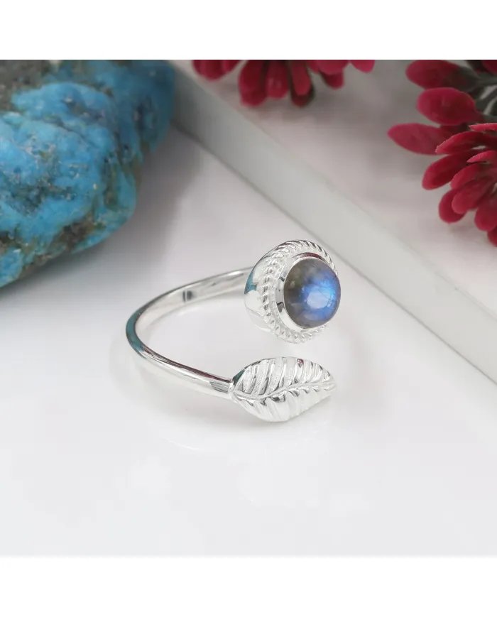 Labradorite Leaf Ring - 925 Sterling Silver Nature-Inspired Jewelry