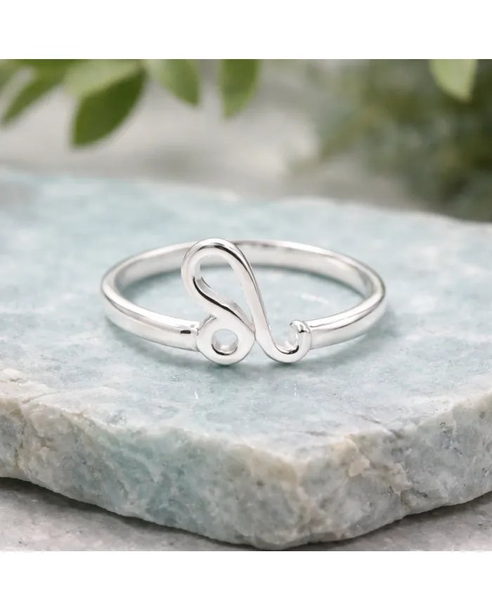 Leo Zodiac Ring - 925 Sterling Silver Minimalist Astrology Jewelry