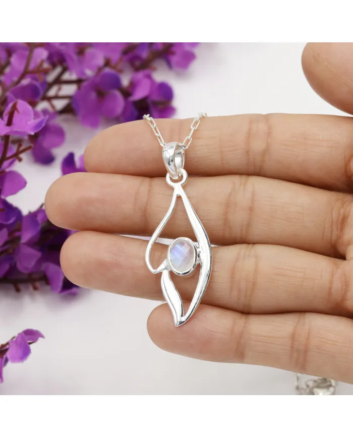 Rainbow Moonstone Pendant Necklace in 925 Sterling Silver