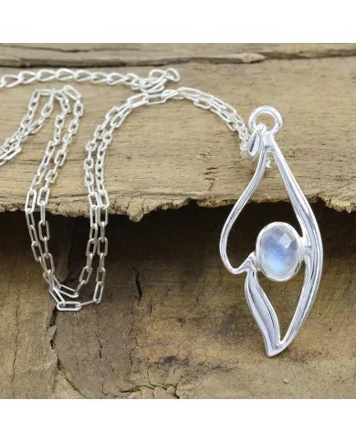 Elegant Handmade Rainbow Moonstone Pendant in 925 Sterling Silver