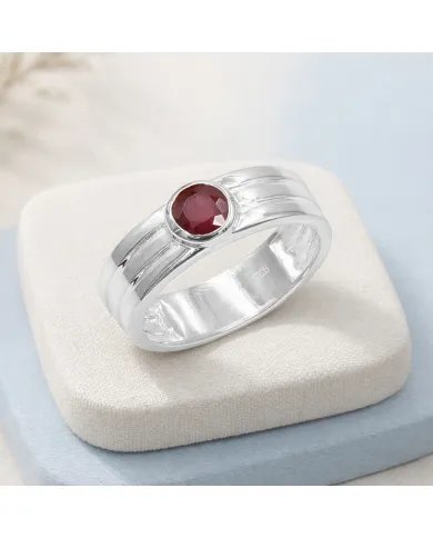 Elegant Ruby Band Ring in 925 Sterling Silver - Timeless Jewelry