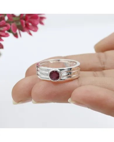 Elegant Ruby Band Ring in 925 Sterling Silver - Timeless Jewelry