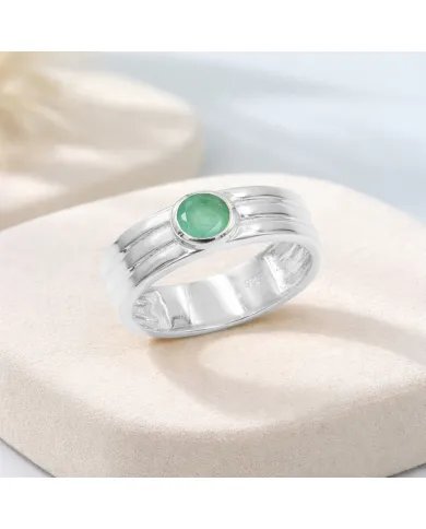 Emerald Band Ring in 925 Sterling Silver - Timeless Handmade Jewelry