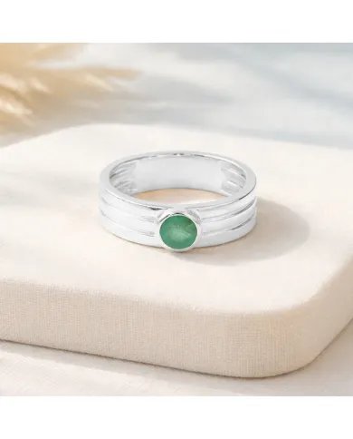 Emerald Band Ring in 925 Sterling Silver - Timeless Handmade Jewelry