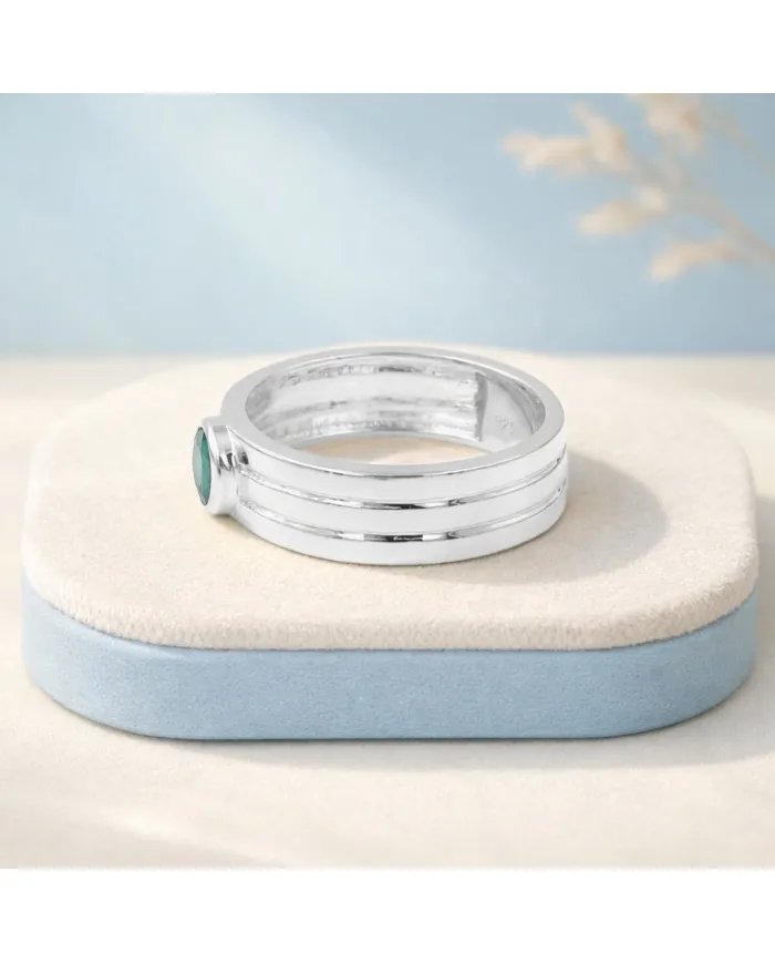 Emerald Band Ring in 925 Sterling Silver - Timeless Handmade Jewelry