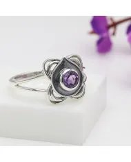 Amethyst Ring in 925 Sterling Silver - Handmade Birthstone Jewelry