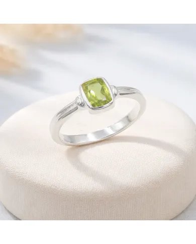 Peridot Solitaire Ring - 925 Sterling Silver Handmade Gemstone Jewelry