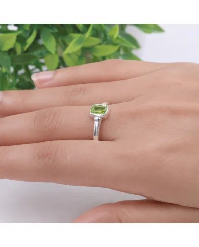 Peridot Solitaire Ring - 925 Sterling Silver Handmade Gemstone Jewelry