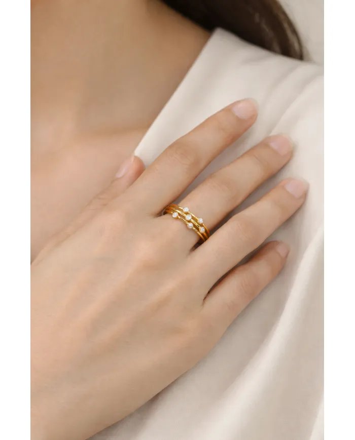 Moissanite Diamond Ring – Gold Plated in 925 Sterling Silver Unique Band