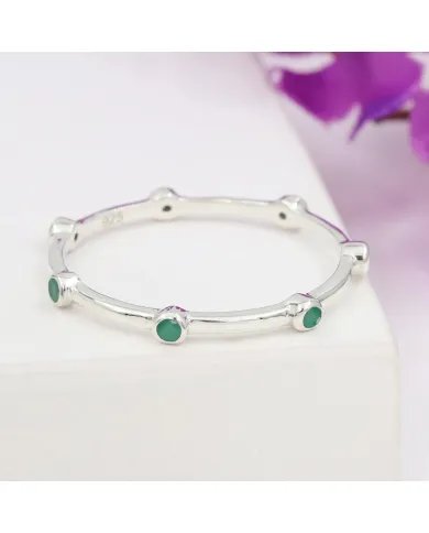 Emerald Gemstone Ring - 925 Sterling Silver - Minimalist Jewelry