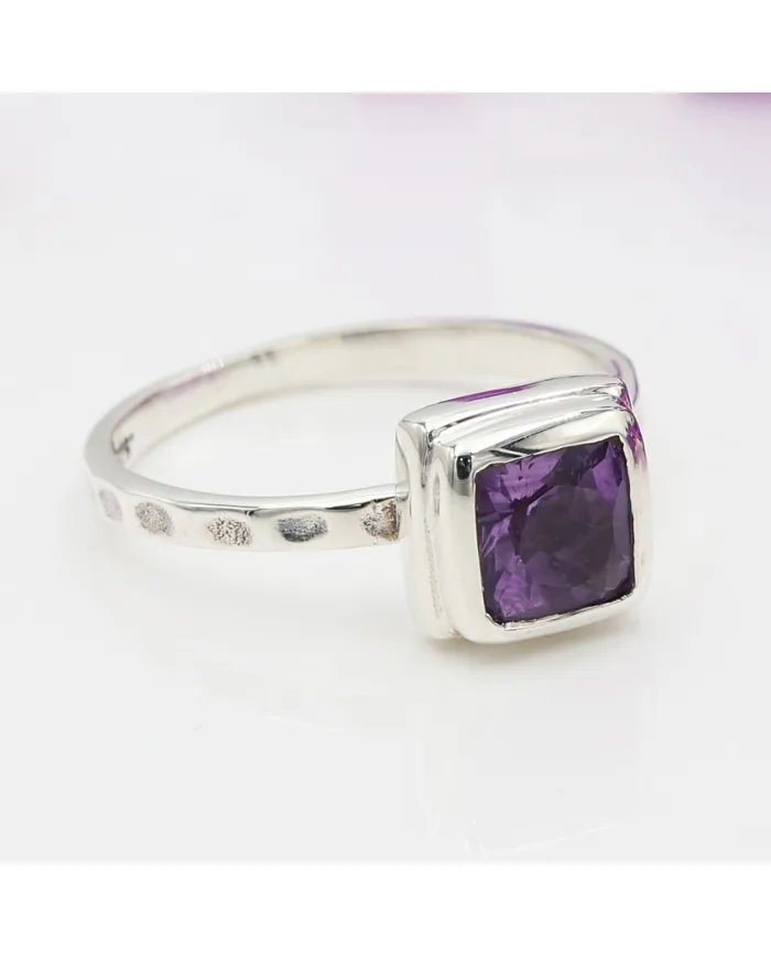 Amethyst Solitaire Ring – 925 Sterling Silver Handmade Jewelry