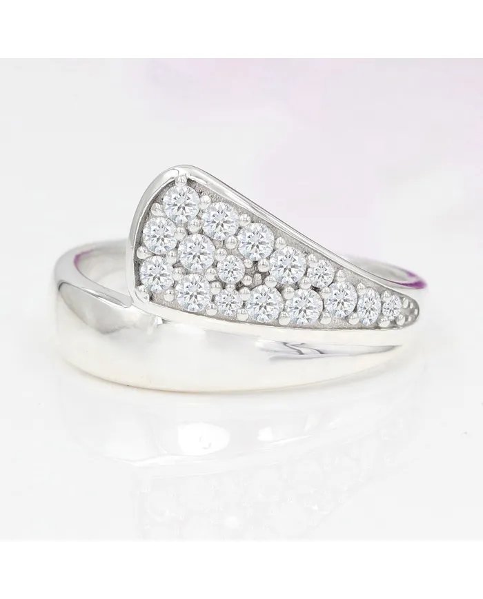 Moissanite Ring in 925 Sterling Silver - Elegant Minimalist Handmade Jewelry