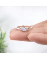 Moonstone Ring in 925 Sterling Silver - Handmade Minimalist Jewelry