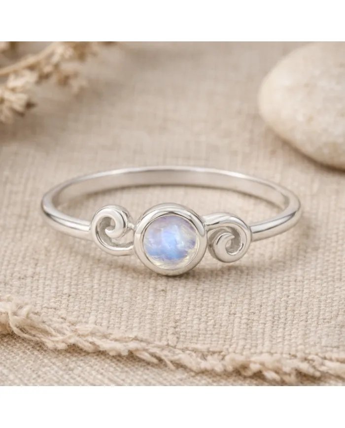 Moonstone Ring in 925 Sterling Silver - Handmade Minimalist Jewelry