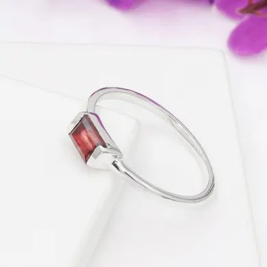 Garnet Ring 925 Sterling Silver - Minimalist Handmade Dainty Jewelry