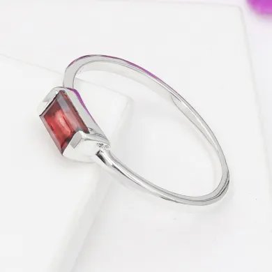 Garnet Ring 925 Sterling Silver - Minimalist Handmade Dainty Jewelry