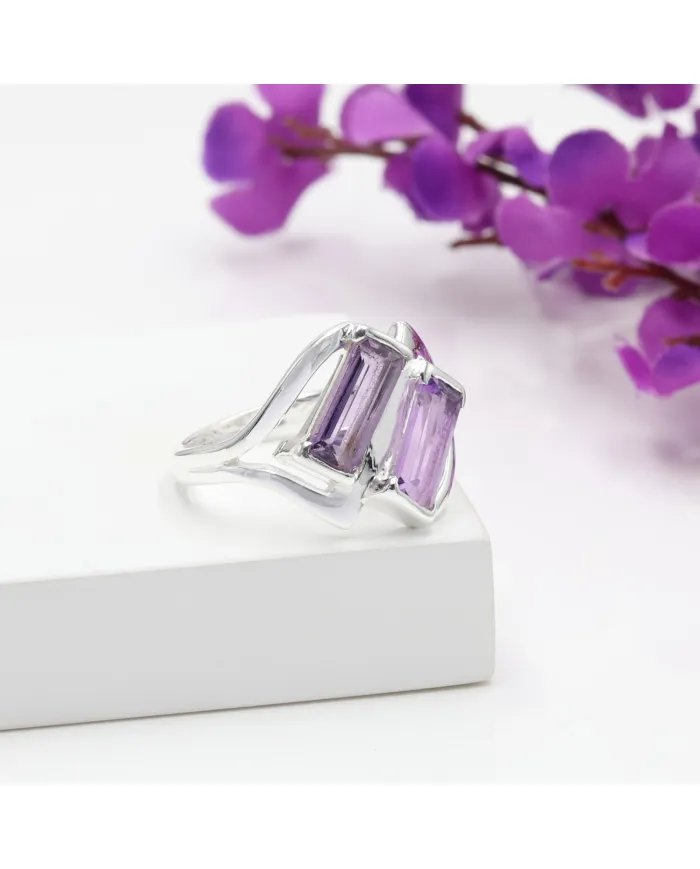 Elegant Amethyst Gemstone Ring in 925 Sterling Silver Jewelry
