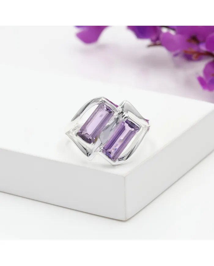Elegant Amethyst Gemstone Ring in 925 Sterling Silver Jewelry