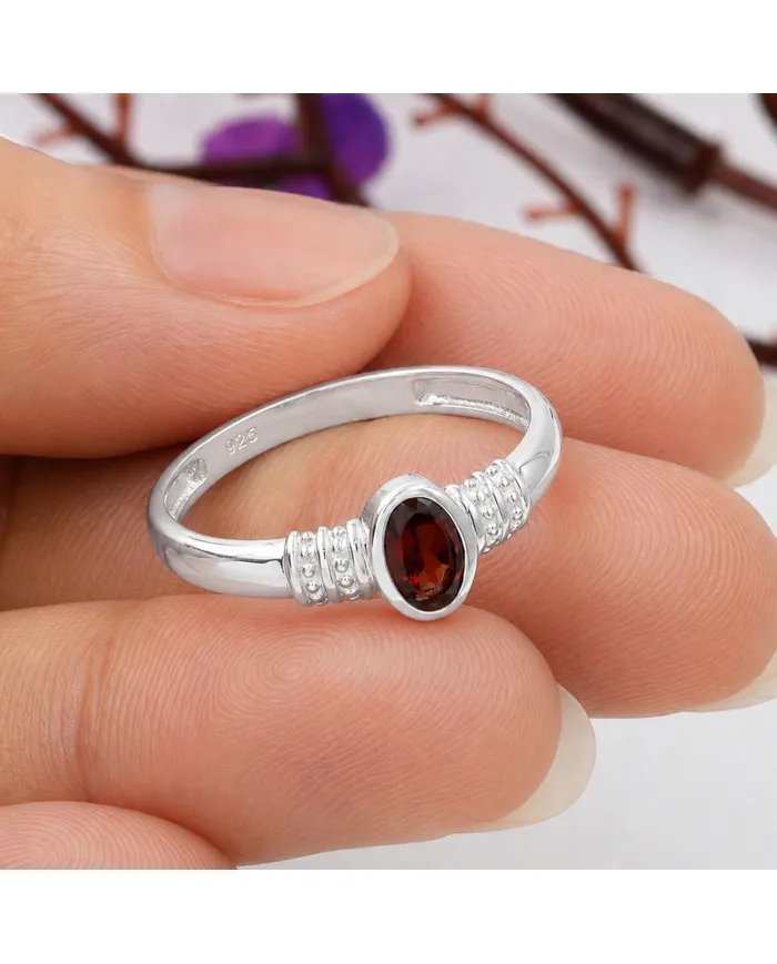 Garnet Ring 925 Sterling Silver - Oval Cut Handmade Birthstone Gift