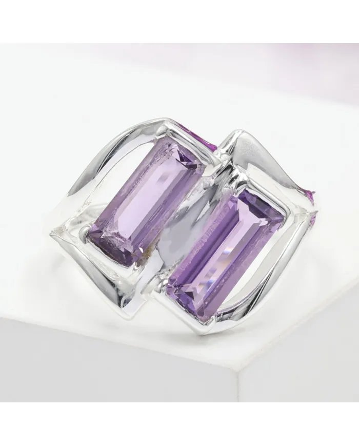Elegant Amethyst Gemstone Ring in 925 Sterling Silver Jewelry