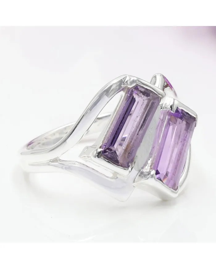Elegant Amethyst Gemstone Ring in 925 Sterling Silver Jewelry