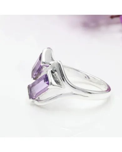 Elegant Amethyst Gemstone Ring in 925 Sterling Silver Jewelry
