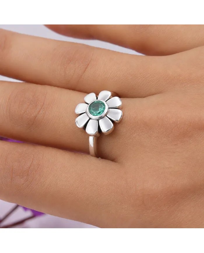 Emerald Solitaire Flower Ring 925 Sterling Silver Handmade Gift