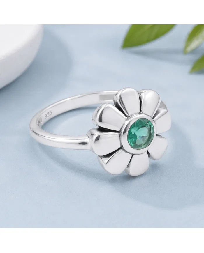 Emerald Solitaire Flower Ring 925 Sterling Silver Handmade Gift