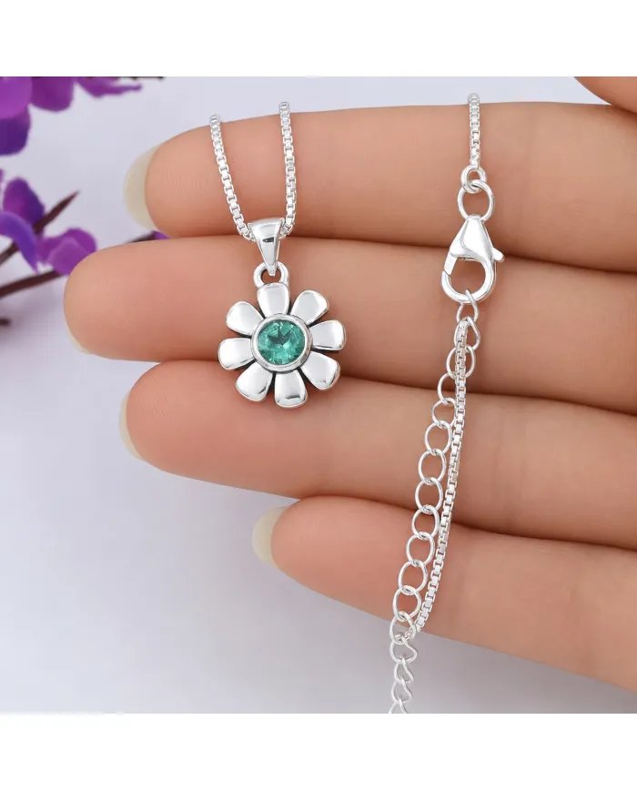 Women's Emerald Flower Pendant in 925 Sterling Silver