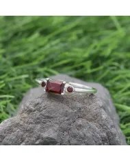 Garnet Gemstone Ring – Handmade 925 Sterling Silver Jewelry