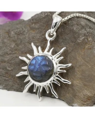 Face Carved Labradorite Pendant in 925 Sterling Silver Gemstone Jewelry