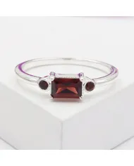 Garnet Gemstone Ring – Handmade 925 Sterling Silver Jewelry