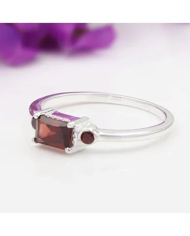 Garnet Gemstone Ring – Handmade 925 Sterling Silver Jewelry