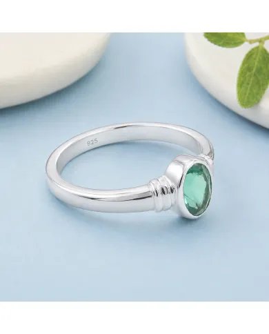 Emerald Solitaire Ring 925 Sterling Silver Handmade Oval Shape Gemstone