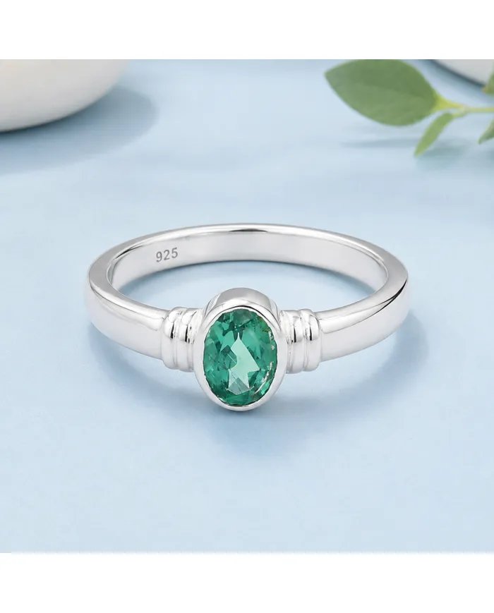 Emerald Solitaire Ring 925 Sterling Silver Handmade Oval Shape Gemstone
