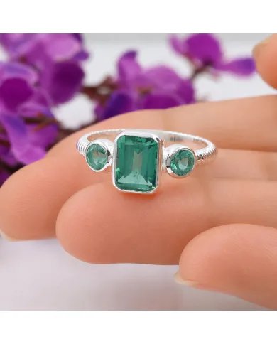 Emerald Ring in 925 Sterling Silver – Elegant Handmade Jewelry