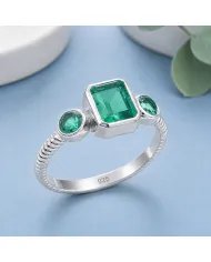Emerald Ring in 925 Sterling Silver – Elegant Handmade Jewelry