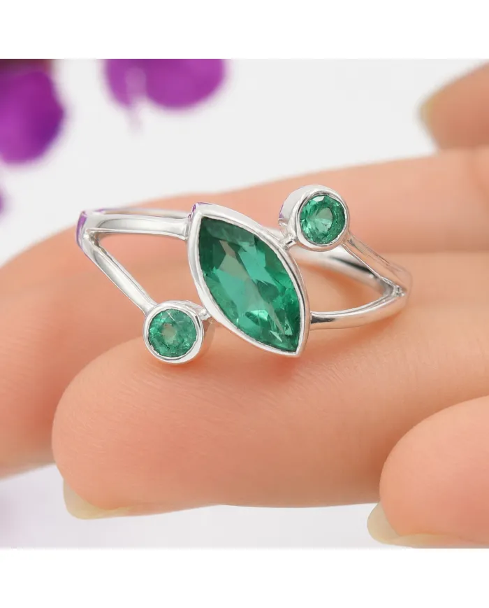 Green Emerald Ring 925 Sterling Silver, Elegant Gemstone Bypass Band