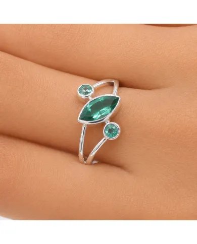 Emerald Ring in 925 Sterling Silver Handmade Elegant Gemstone Jewelry