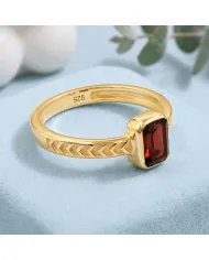 18K Gold Plated Garnet Ring – Handmade Gemstone Jewelry for Her
