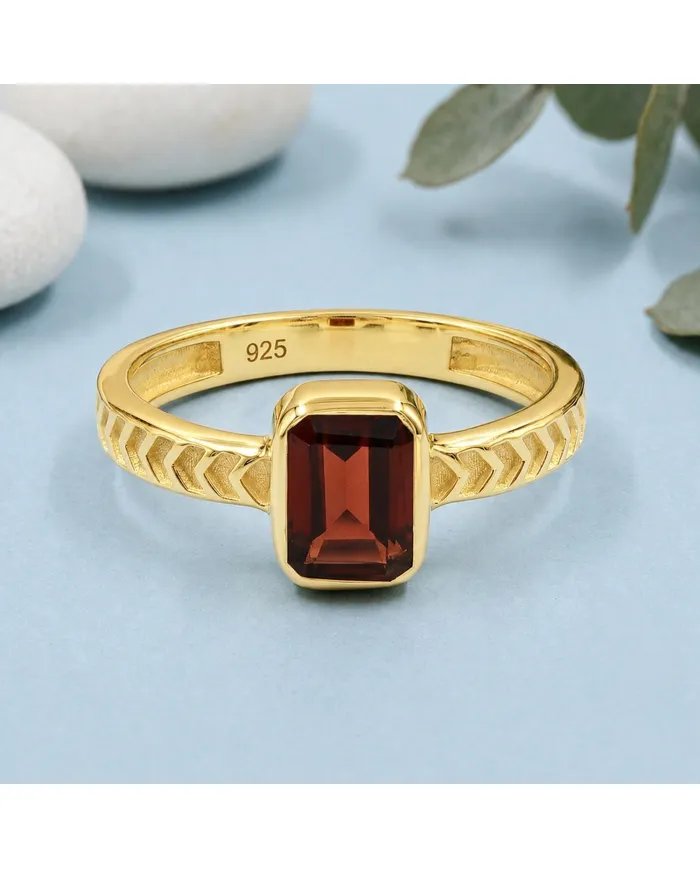 18K Gold Plated Garnet Ring – Handmade Gemstone Jewelry for Her