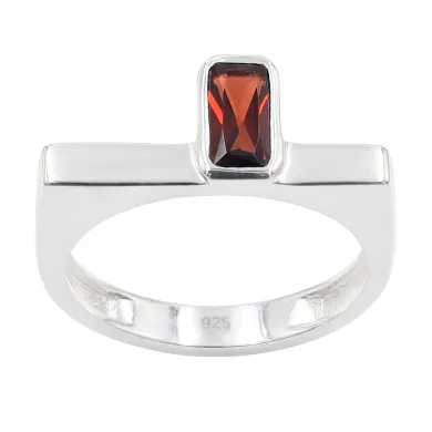 Garnet Ring 925 Sterling Silver - Elegant Handmade Gemstone Jewelry