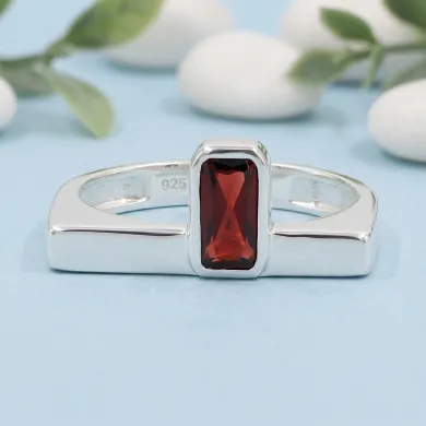 Garnet Ring 925 Sterling Silver - Elegant Handmade Gemstone Jewelry