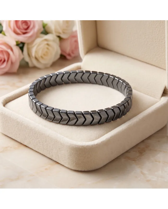 Hematite Stretch Bracelet - Arrowhead Design Jewelry for Men & Women