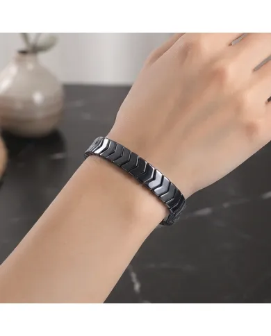 Hematite Stretch Bracelet - Arrowhead Design Jewelry for Men & Women