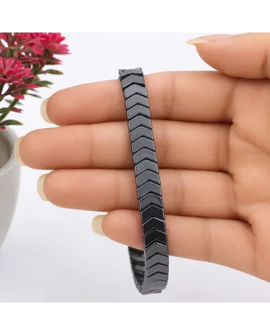 Hematite Stretch Bracelet - Arrowhead Design Jewelry for Men & Women